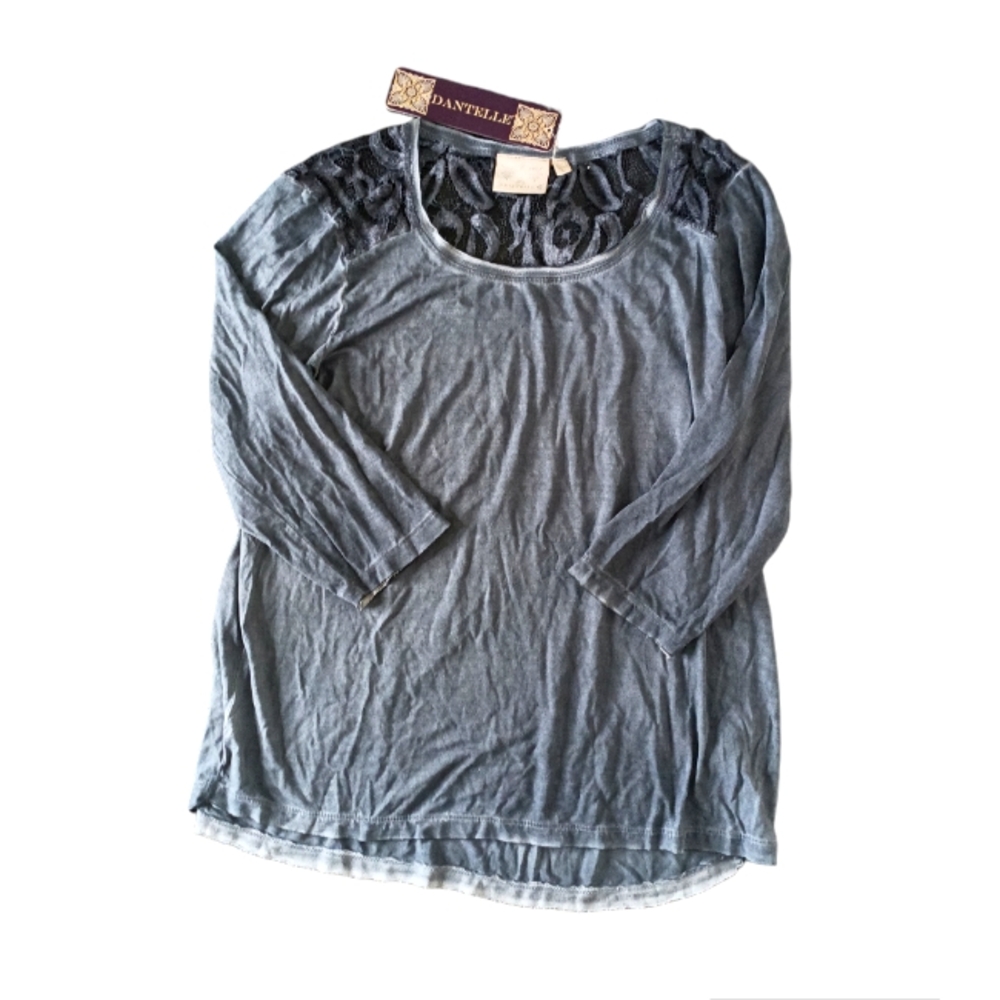 Dantelle Charcoal Lace-Detail 3/4 Sleeve Tee - Picture 3 of 9
